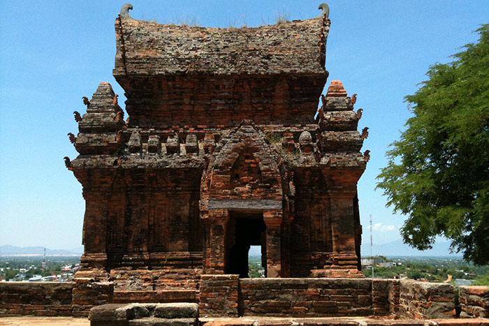 po klong garai cham temple centre of vietnam gate tower